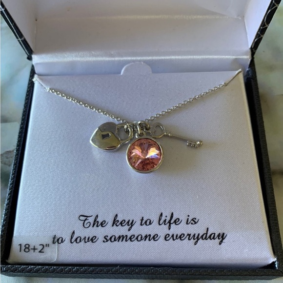 ‼️New‼️Swarovski Necklace/Lovely Pendent-Lock - Picture 2 of 5